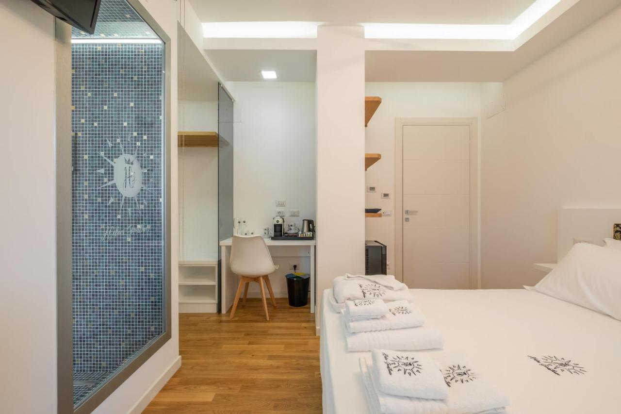 Helios Guest House Кальярі Екстер'єр фото