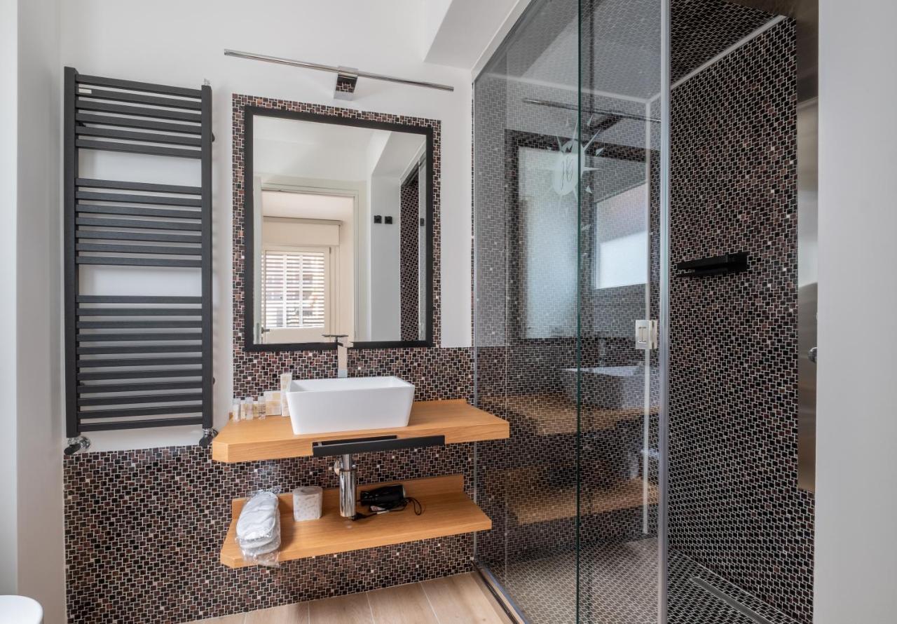 Helios Guest House Кальярі Екстер'єр фото